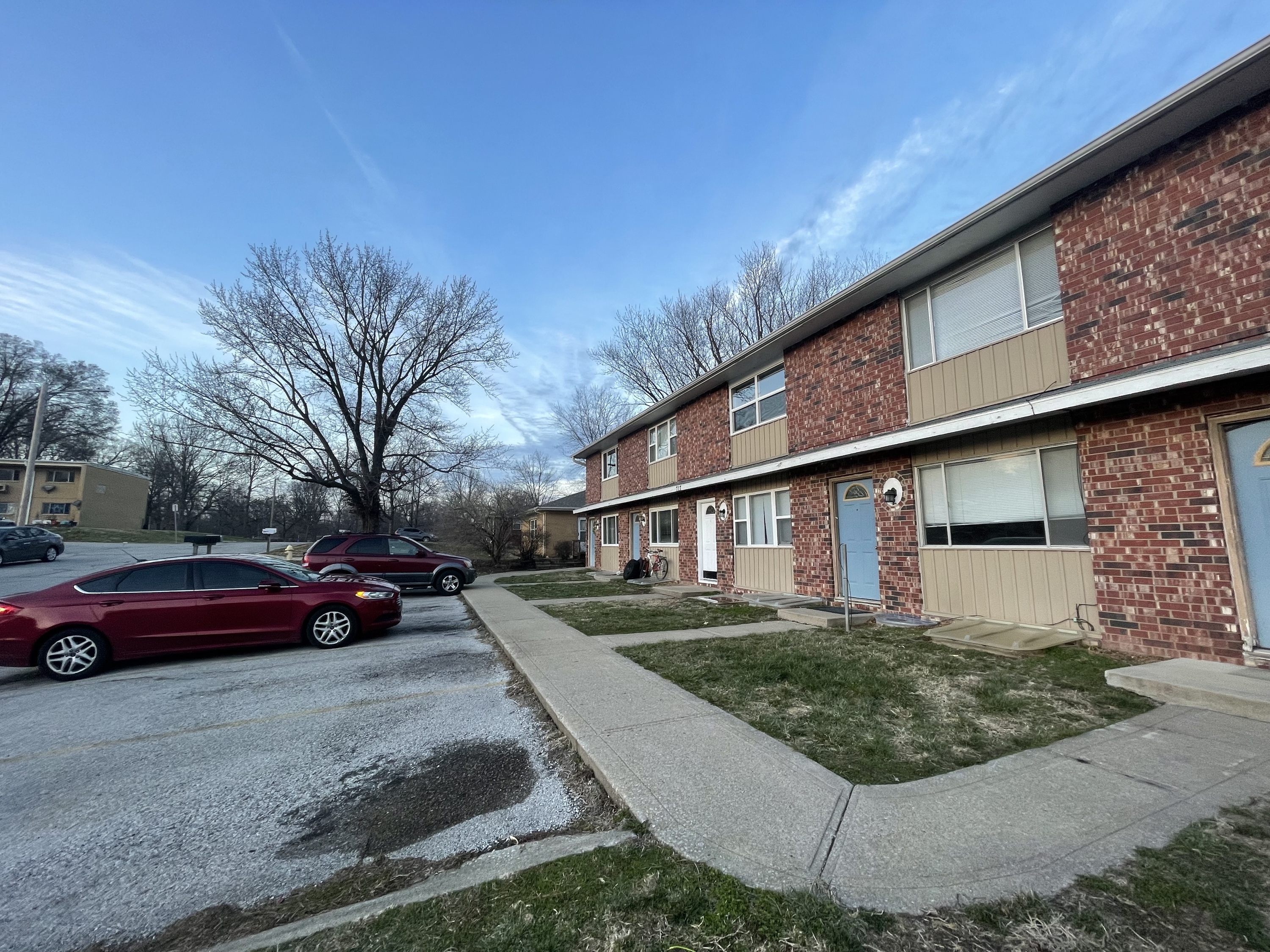 717 South Prairie Street - 3
