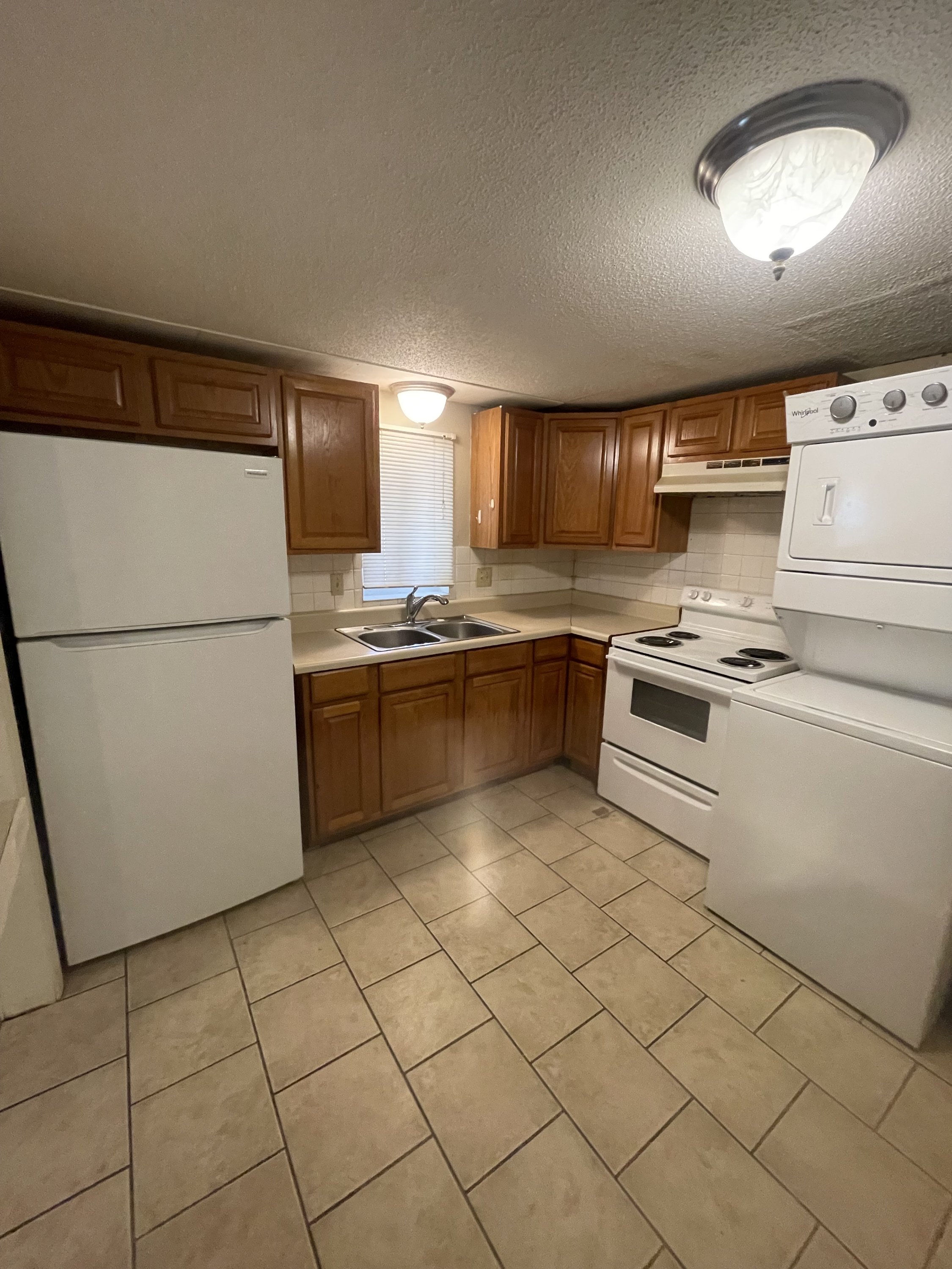 717 South Prairie Street - 6