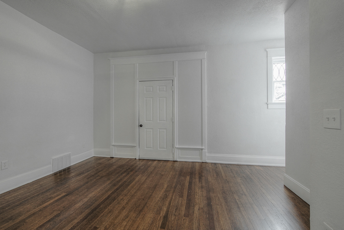 3226 East 11th Street - B