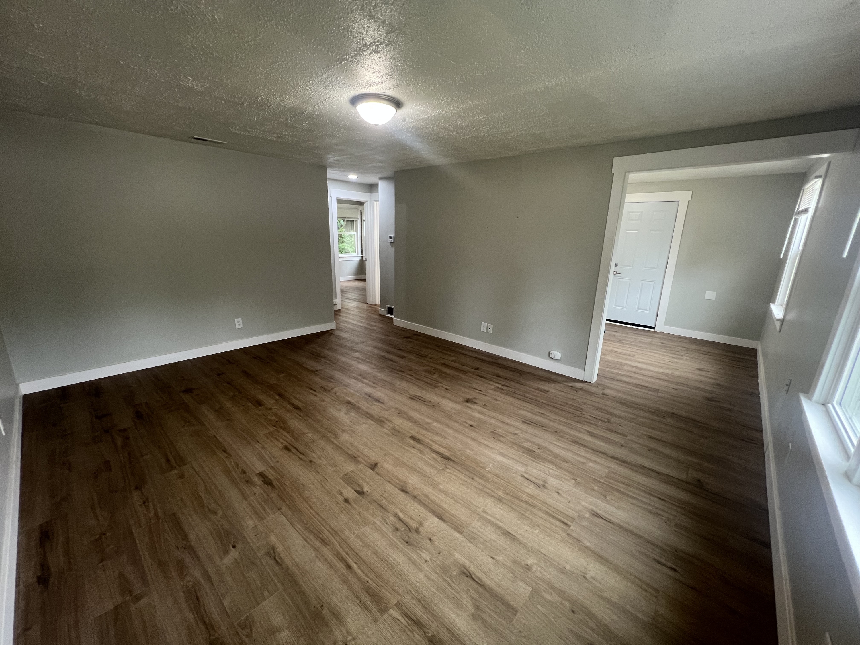 5943 Raytown Road - F