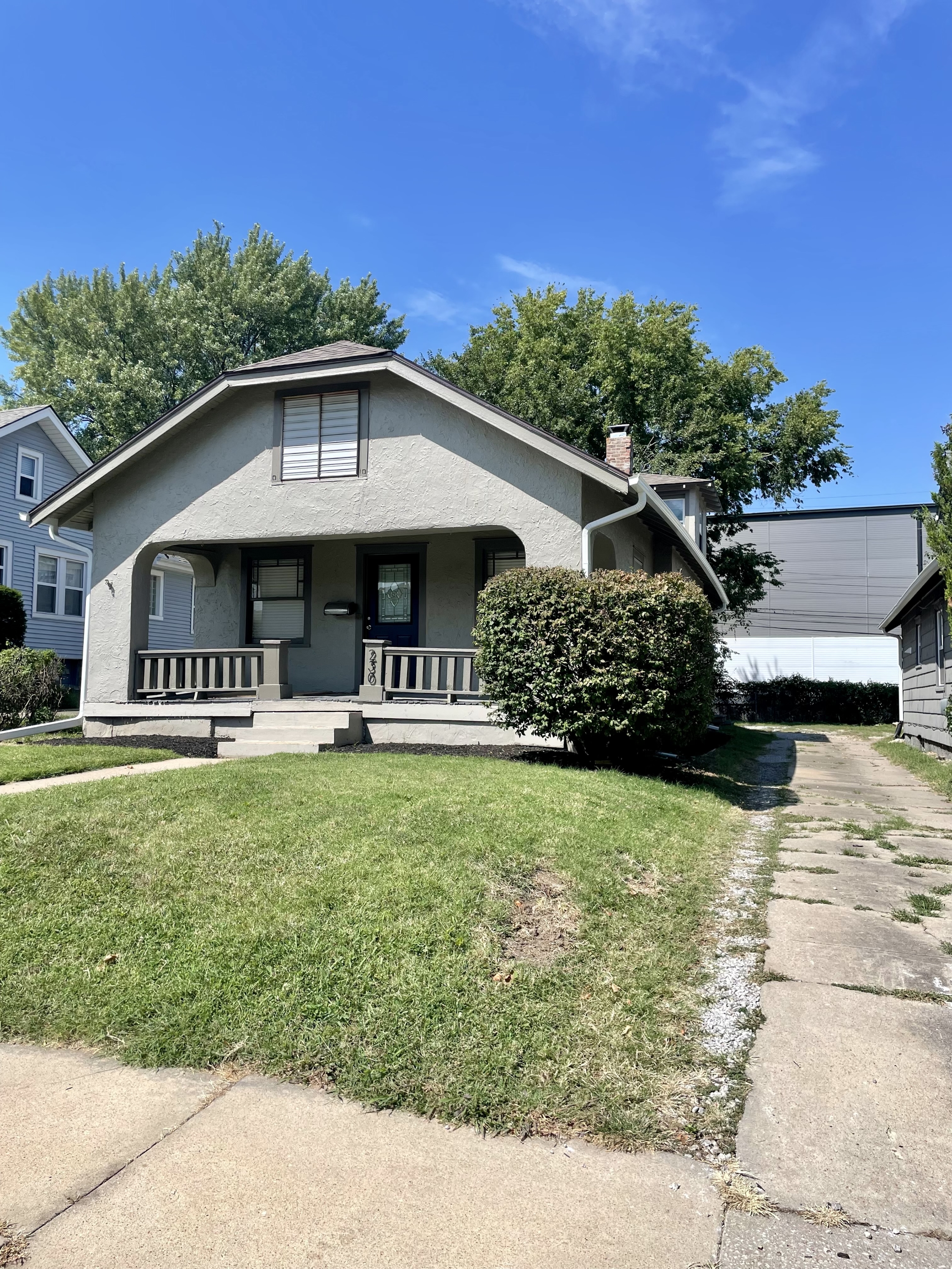 Property main image