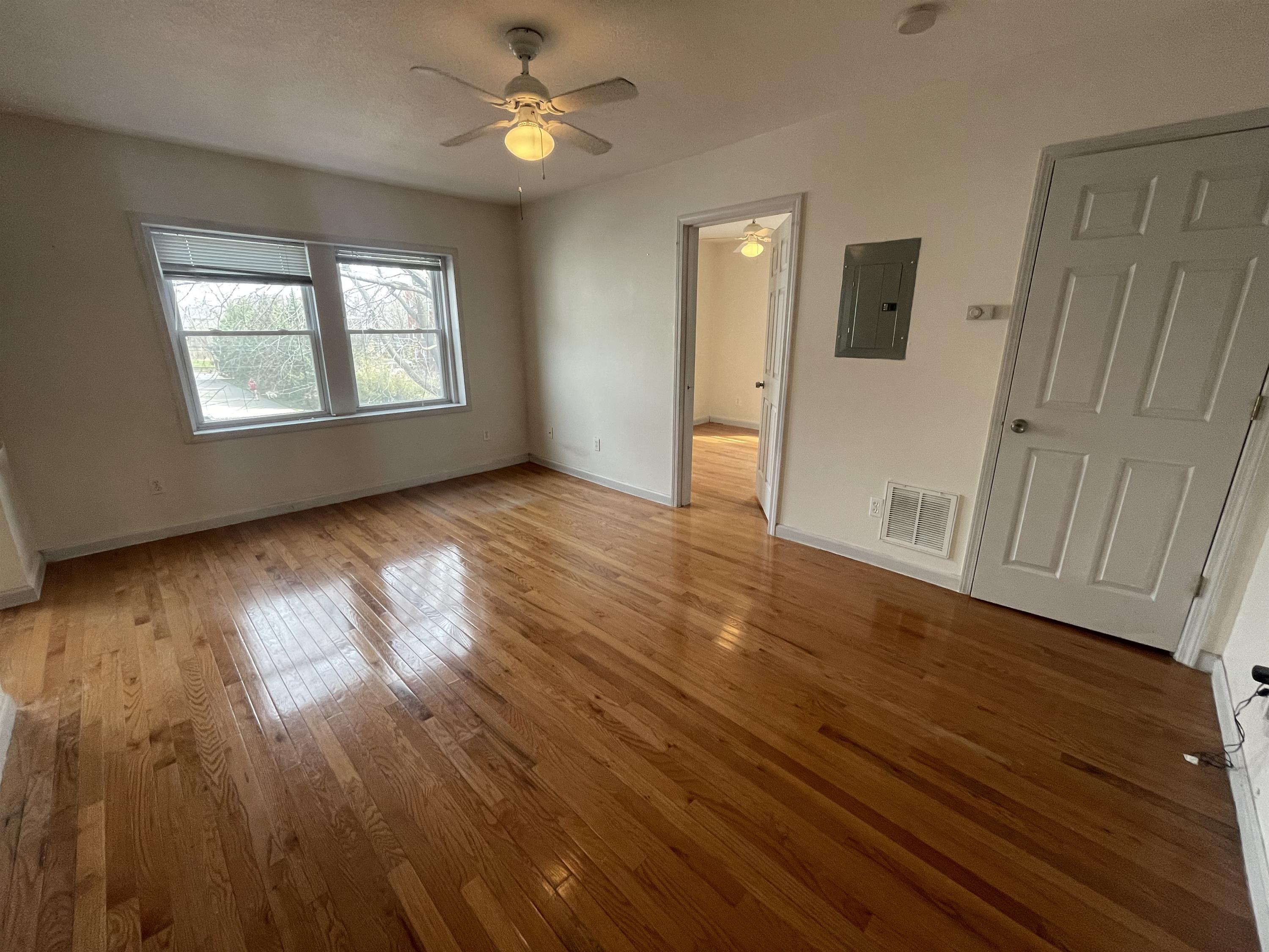 3401 Central Street - 202