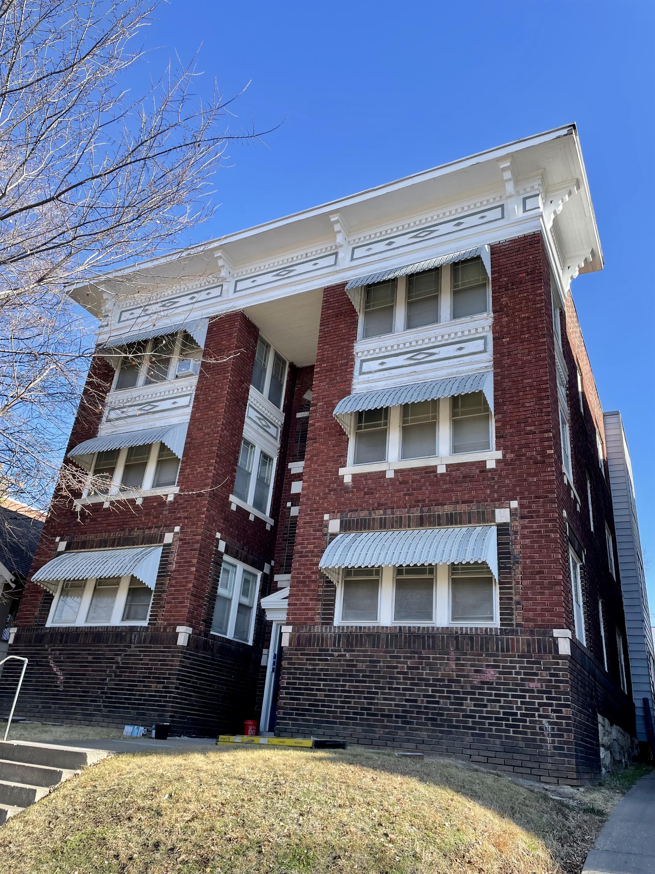 4117 Walnut Street - 2N